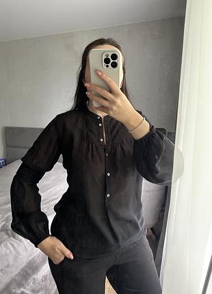 Прозора блуза