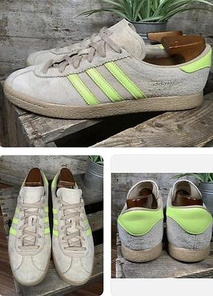 Кросівки adidas stadt