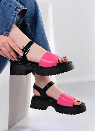Босоножки женские розовые с черным б1678