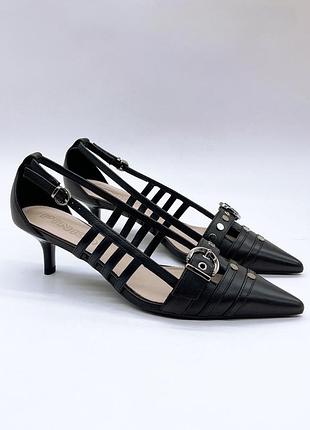 Туфлі pinko туфли