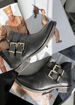 Шкіряні черевики челсі чоботи bugatti 37 чорні