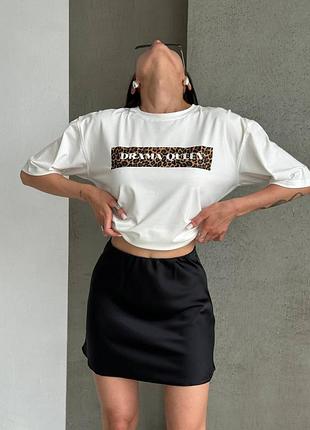 Футболка біла з написом drama queen та леопардовим принтом