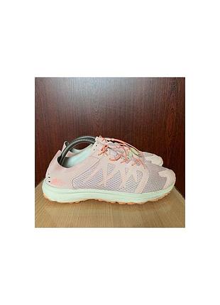 Женские кроссовки the north face litewave flow lace