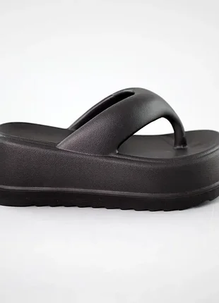 Женские черные пляжные вьетнамки,сланцы из резины, шлепанки, шлепанцы для пляжа на ребристой платформе, летние