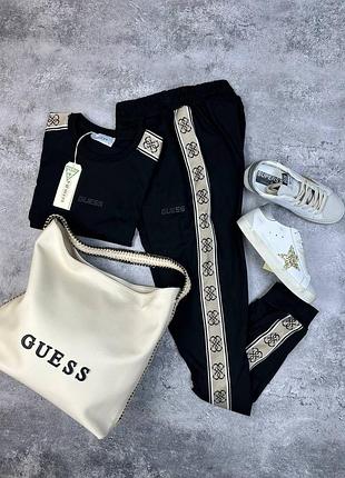 Жіночий костюм guess