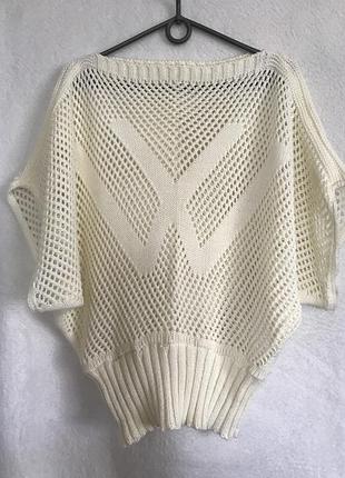 Жіноча в’язана безрукавка з рукавом летюча миша