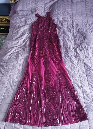 Вечірня сукня
