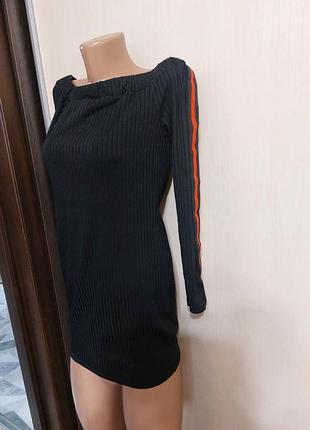Короткое платье с открытыми плечами missguided l/xl