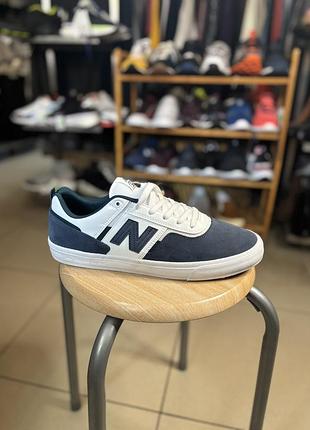 Кеди new balance