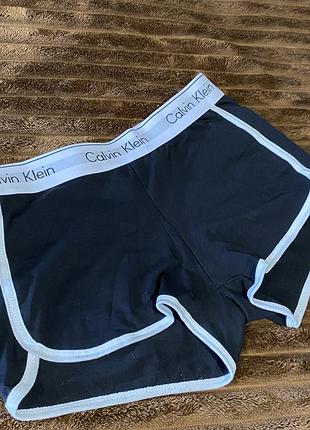 Шорти жіночі короткі calvin klein m-l