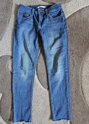 Джинсы levis