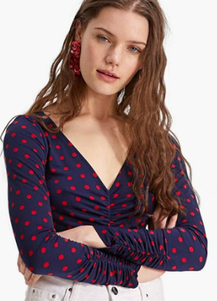 Лонгслив в горошек stradivarius