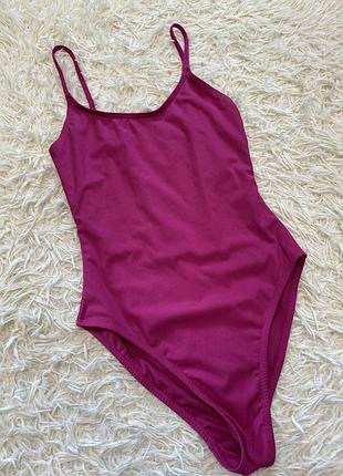 Цільний купальник