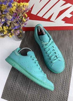 Оригинальные рефлективные кроссовки adidas