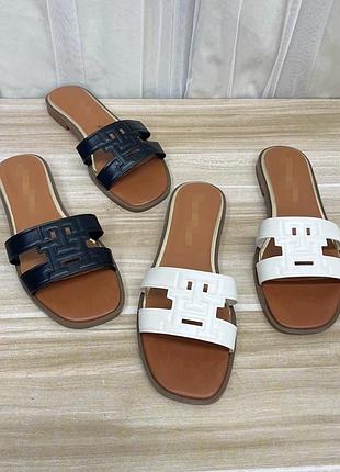 Шльопанці жіночі tommy hilfiger  (коричневі, чорні, білі, жовті, червоні)