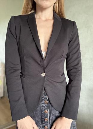 Жакет h&m , чорного кольору