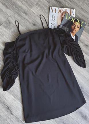 Сукня чорного кольору river island на бретельках розмір м