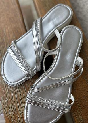 Cerurri босоніжки, шльопки