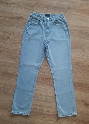 Джинсы мужские голубые asos design