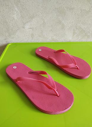 Розовые женские шлепанцы вьетнамки 40/41 размер