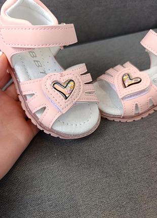 Босоножки для девочек 9