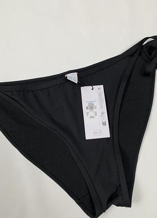 Купальные трусы на завязках новые