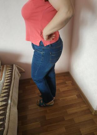 Красивые стрейчевые джинсы. новые!2 фото