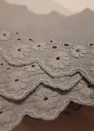 Кружевная лента, вышивка на хлопке