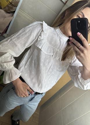 Блуза з прошви