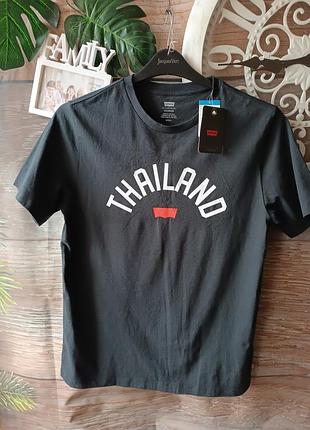 Mолодіжна брендова футболка.  levi's р 46. нова