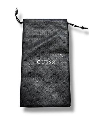 Чохол для окулярів guess з логотипами та написом