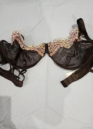Бюстгальтер нежный