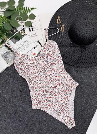 Трикотажный боди в цветочный принт primark