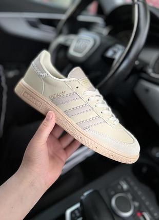 Adidas spezial