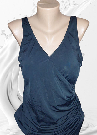 Красивый купальник 50-52 размера