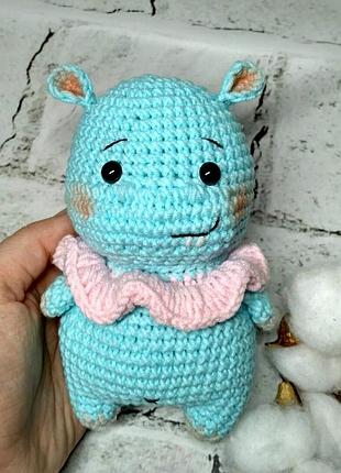 Мягкая игрушка вязаная ручной работы амигуруми бегемот handmade 14 см