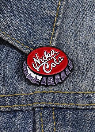 Металлический значок fallout крышка от бутылки nuka cola брошка фоллаут нюка кола games видеоигра пин