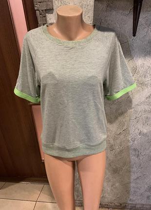 Костюм женский 50