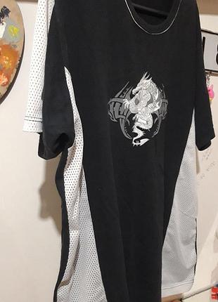 Спортивна футболка з драконом 90с