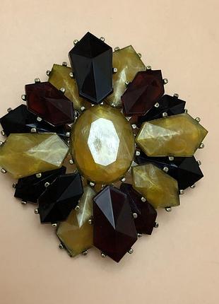 Вінтаж брошка американська обʼємна