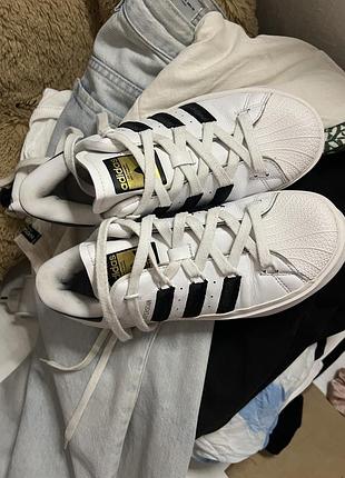 Кроссовки adidas обувь