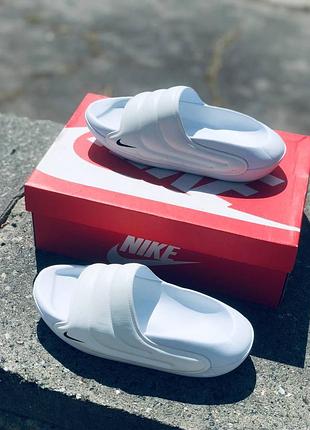 Женские шлепанцы nike UNIVERSITY летние белые тапочки найк жіночі шльопанці найк2 фото