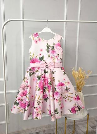 Святкова сукня для дівчинки на випускний