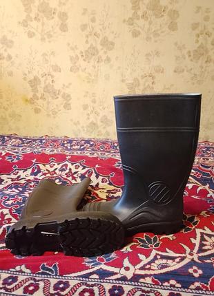 Чоботи гумові