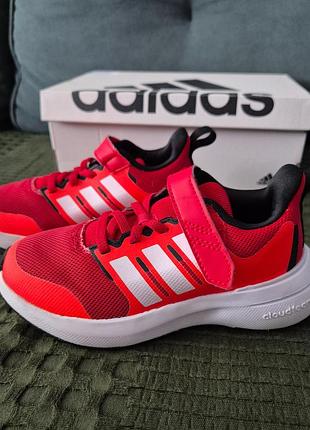 Кроссовки adidas детские