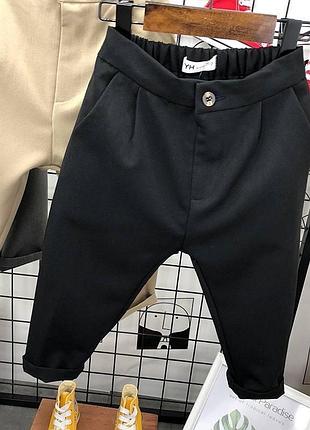 Класичні брюки для хлопчика