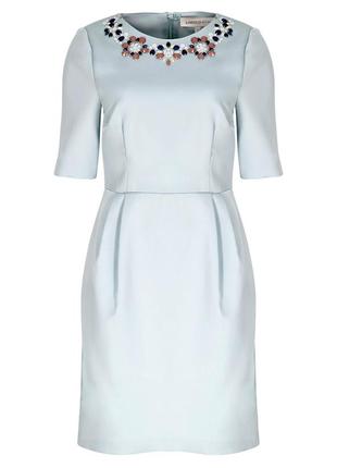 Шикарное фирменное платье