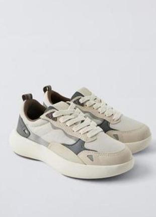 Кроссовки zara новые.39 размер