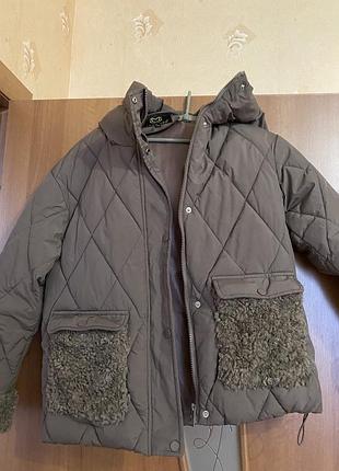 Пуховик жіночий