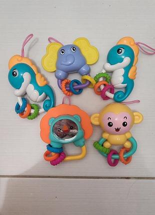 Игрушки разные зверюшки